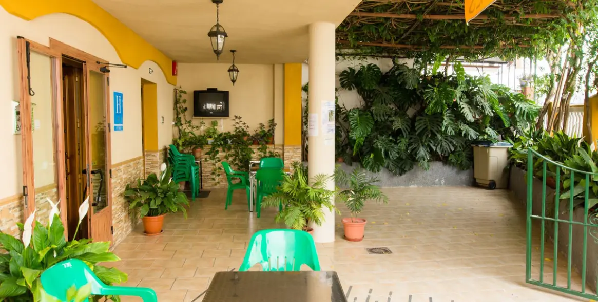 Продажа отеля в Tolox 6