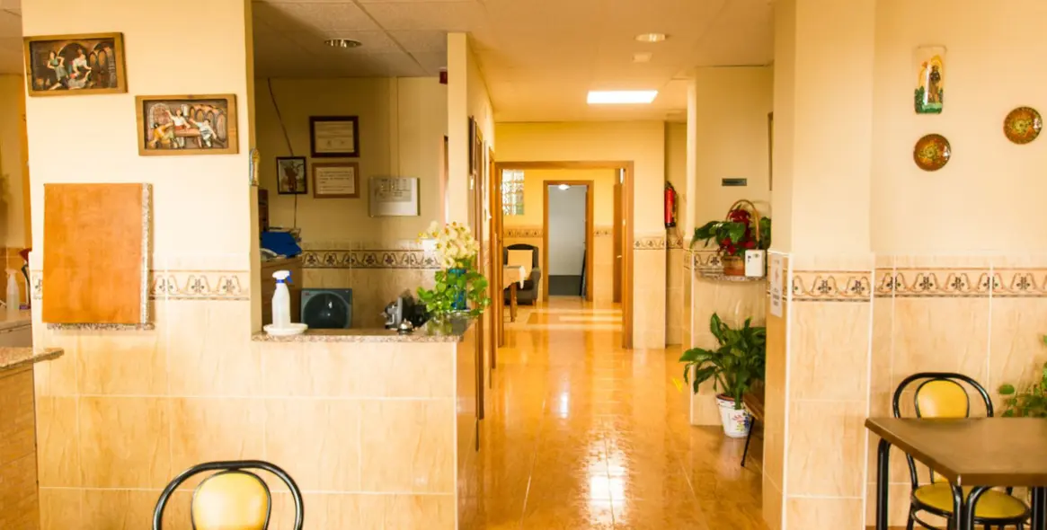 Продажа отеля в Tolox 10