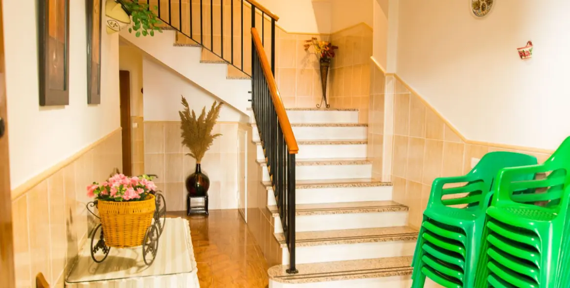 Продажа отеля в Tolox 12