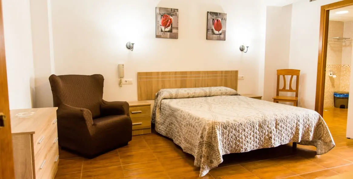 Sale of hotel in Tolox 23