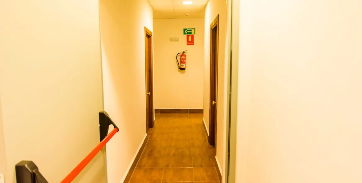 Sale of hotel in Tolox 37