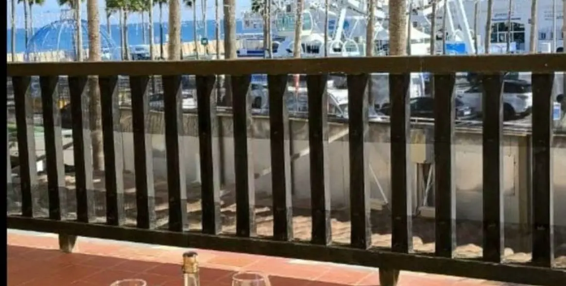 Sale of middle floor apartment in Benalmadena Costa 3