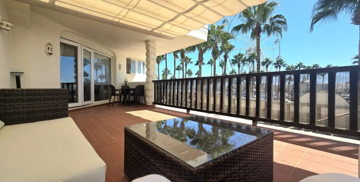Sale of middle floor apartment in Benalmadena Costa 13