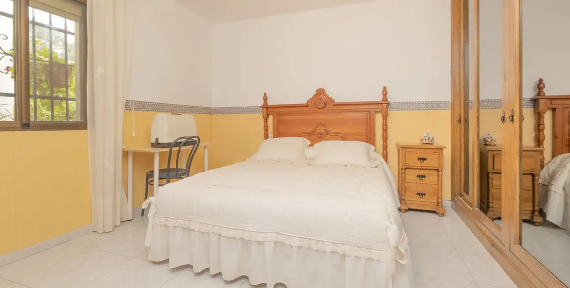 Venta de villa independiente en Las Chapas 30