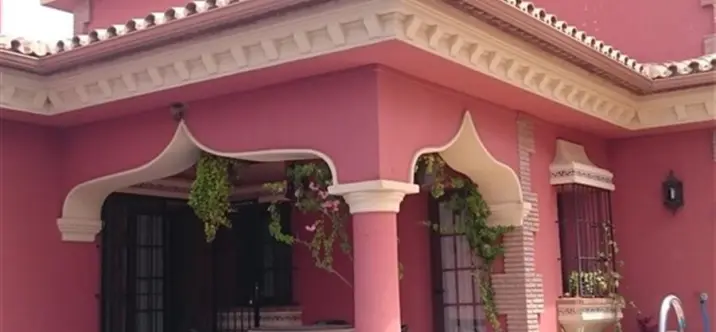 Продажа  отдельно стоящей виллы в Mijas Costa 1