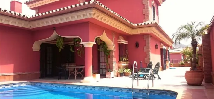 Sale of detached villa in Mijas Costa 0