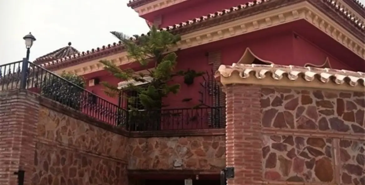 Sale of detached villa in Mijas Costa 102