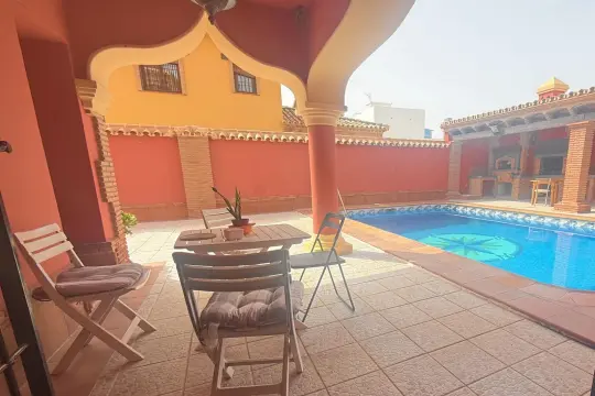 Image 7 thumb