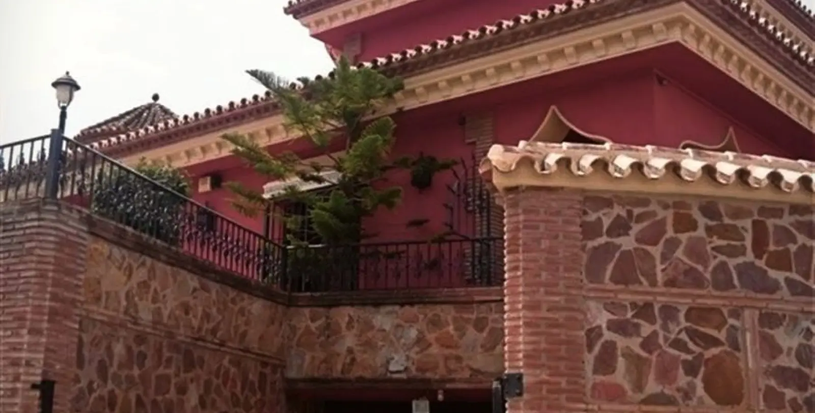 Продажа  отдельно стоящей виллы в Mijas Costa 68