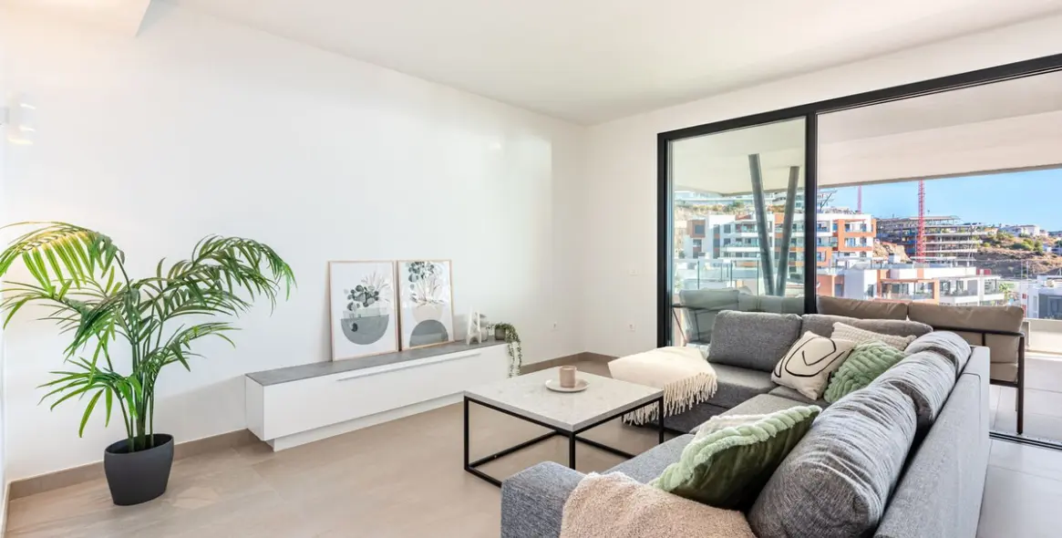 Продажа двухуровневого пентхауса в Carvajal 5