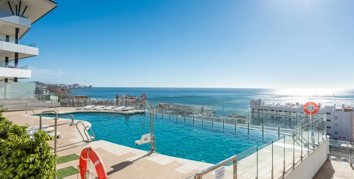 Продажа двухуровневого пентхауса в Carvajal 19