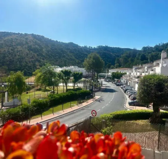 Oтдельно стоящая вилла R4836139