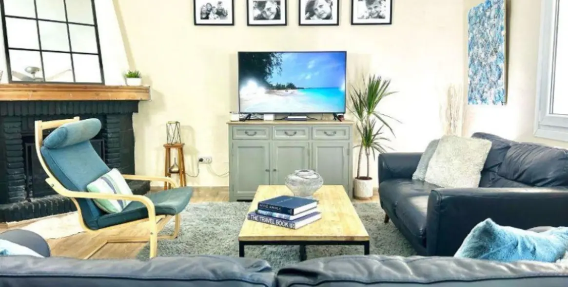 Продажа  отдельно стоящей виллы в Benahavís (район Benahavís) 3