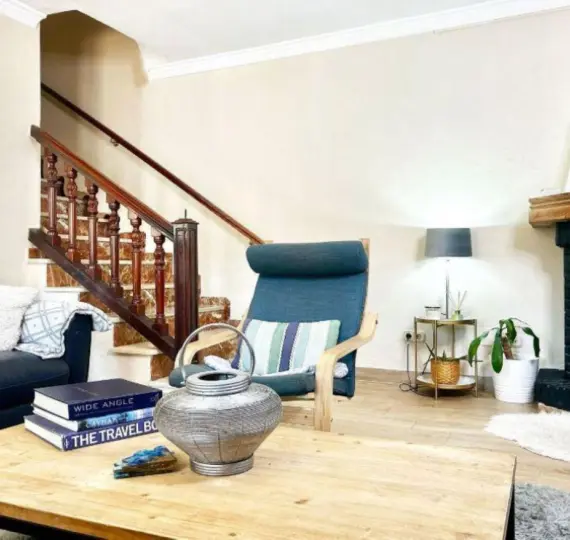 Oтдельно стоящая вилла R4836139