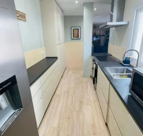 Oтдельно стоящая вилла R4836139