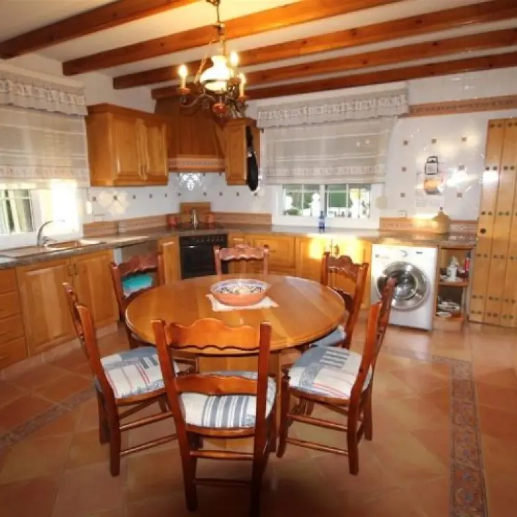 Sale of restaurant in Estepona