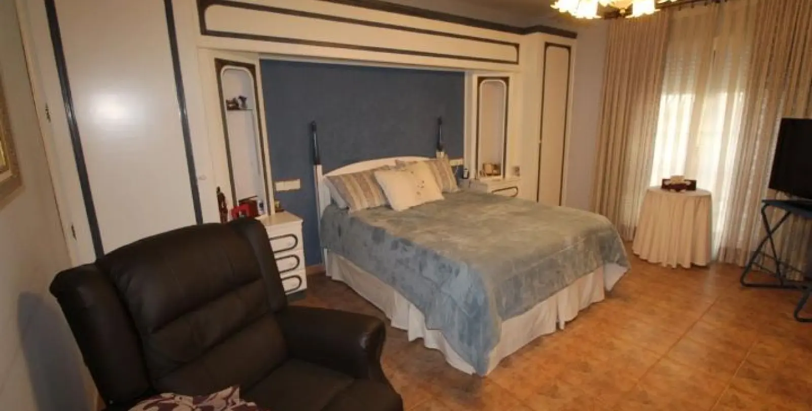 Продажа ресторана в Estepona 11