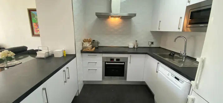 Venta de apartamento en planta media en Fuengirola 3