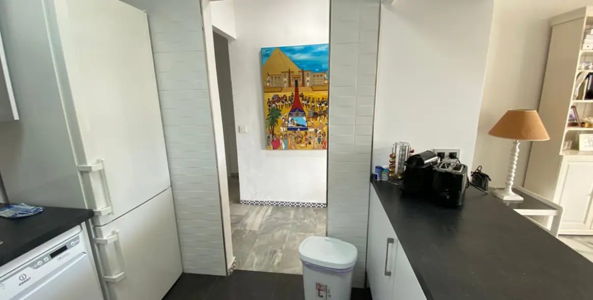 Sale of middle floor apartment in Fuengirola 29