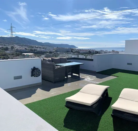 Sale of detached villa in Nerja