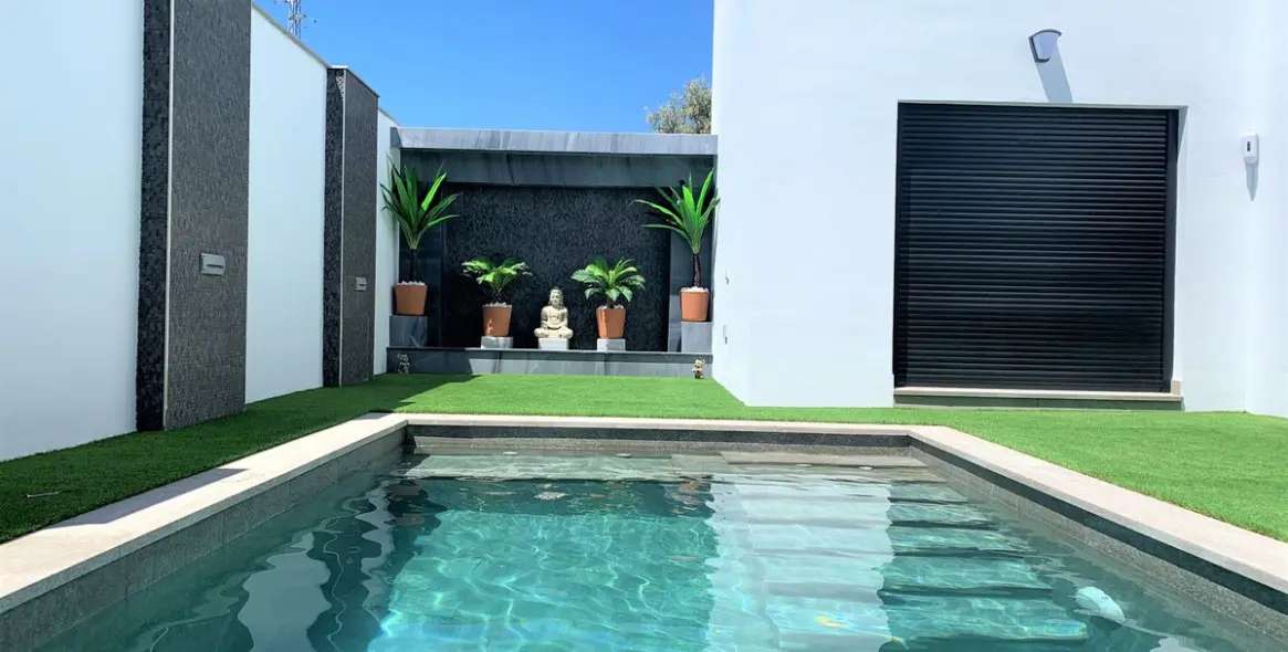 Sale of detached villa in Nerja 3