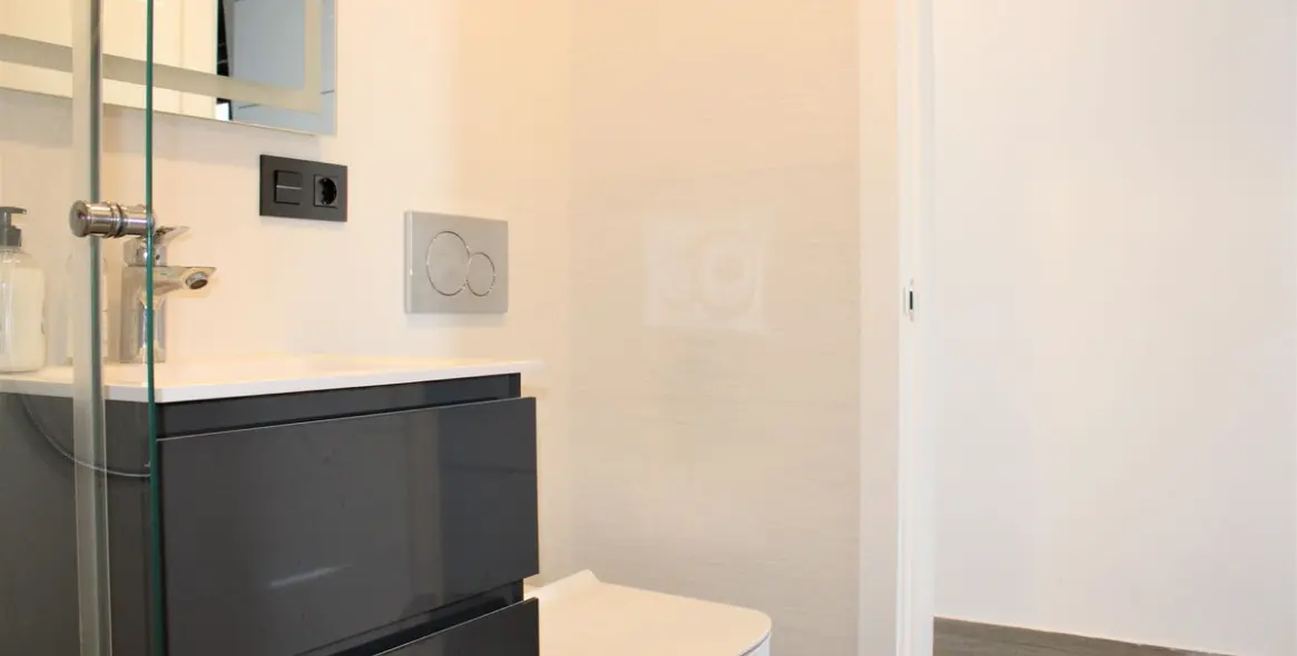 Sale of detached villa in Nerja 19