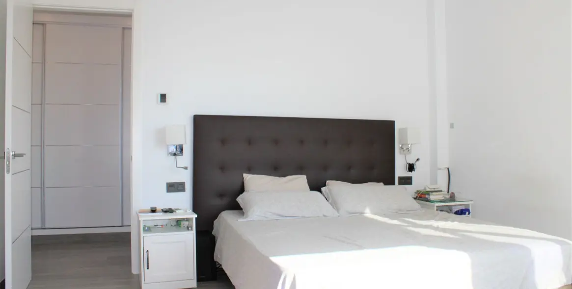 Продажа  отдельно стоящей виллы в Nerja 26