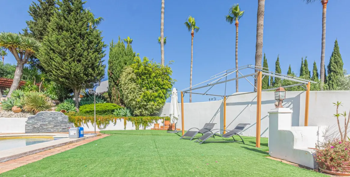 Продажа  отдельно стоящей виллы в Sotogrande 5