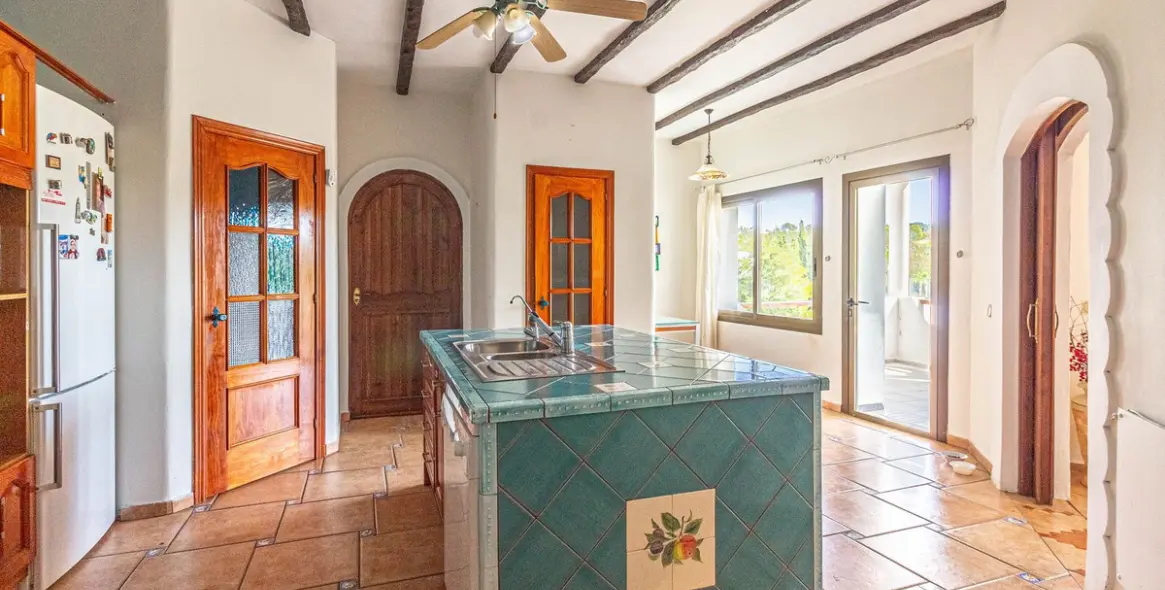 Продажа  отдельно стоящей виллы в Sotogrande 8