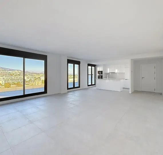 Продажа пентхауса в Estepona