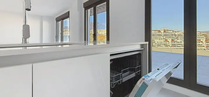 Продажа пентхауса в Estepona 4