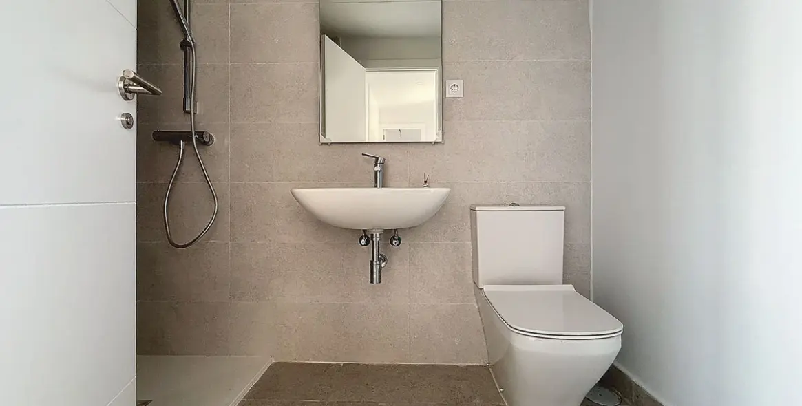 Sale of penthouse in Estepona 13