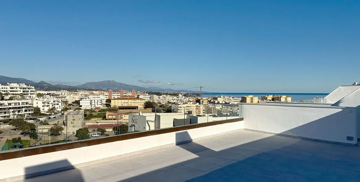 Sale of penthouse in Estepona 20