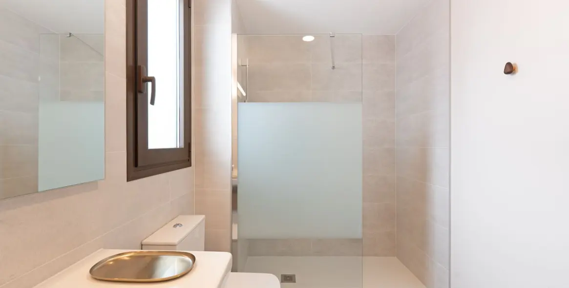 Venta de ático en Estepona 32