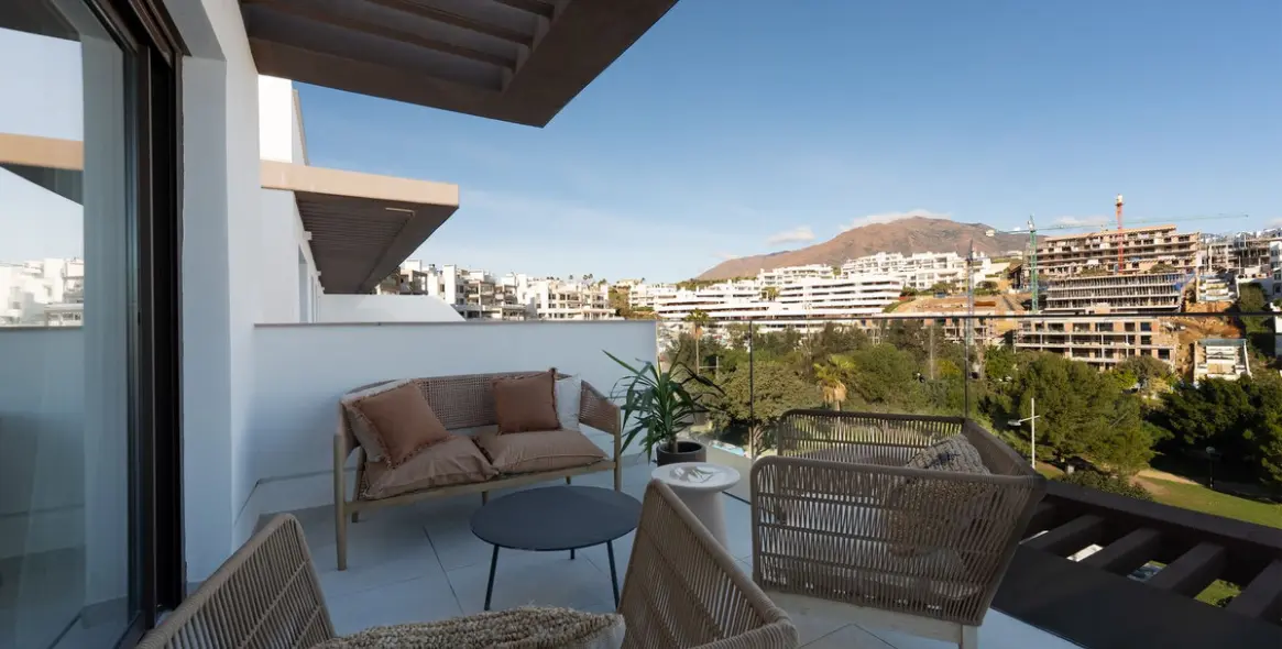 Venta de ático en Estepona 40