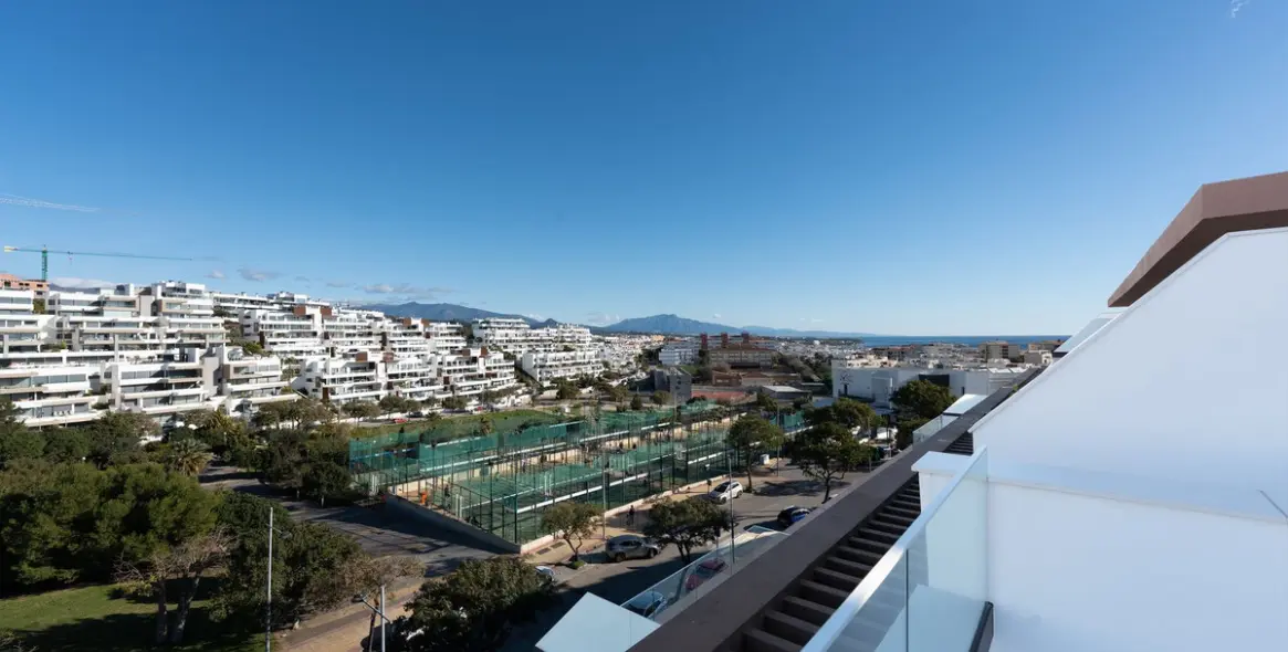 Venta de ático en Estepona 42