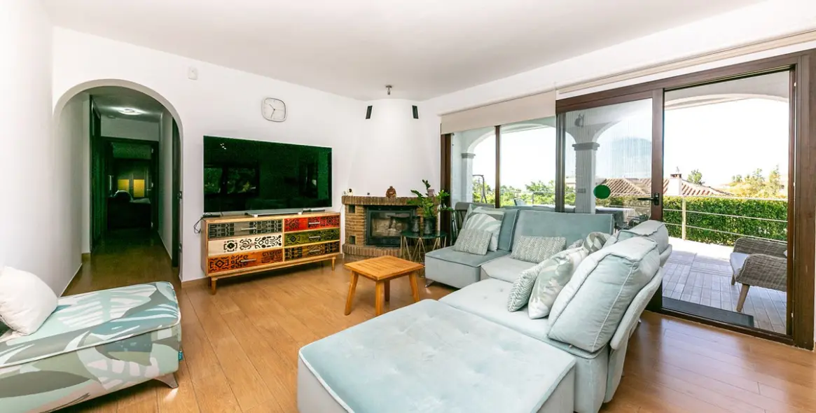 Продажа  отдельно стоящей виллы в Benalmadena 18