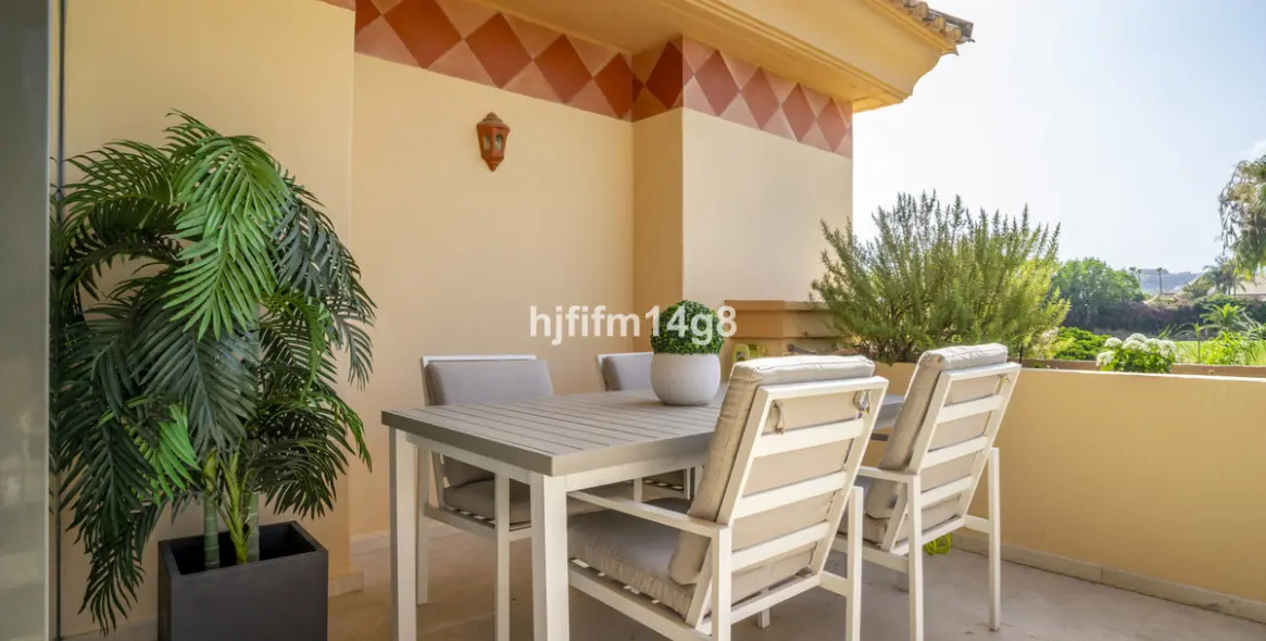 Продажа двухуровневого пентхауса в Nueva Andalucía 19