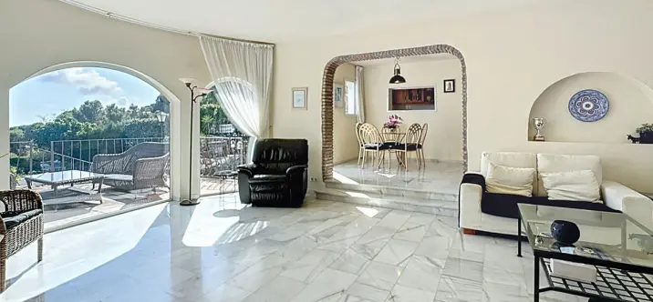 Продажа  отдельно стоящей виллы в Mijas 4