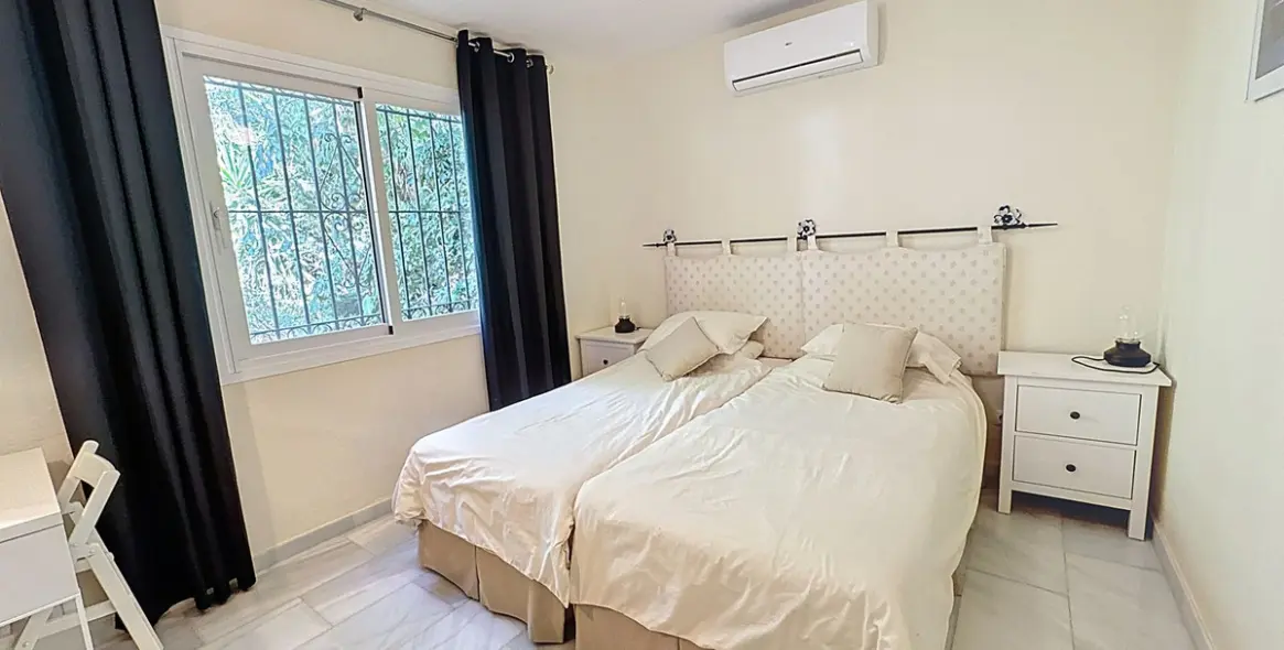 Sale of detached villa in Mijas 24