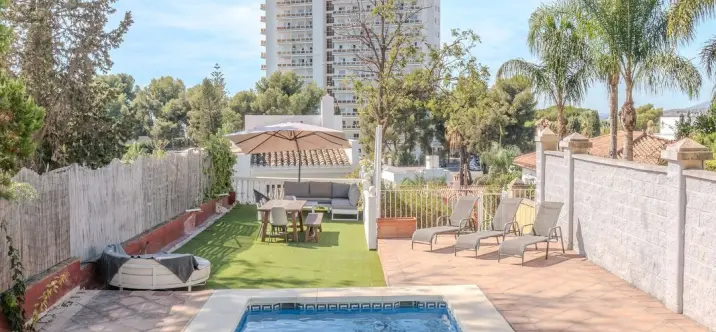 Дом на две семьи R5213785 1