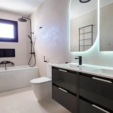 Продажа  отдельно стоящей виллы в Manilva