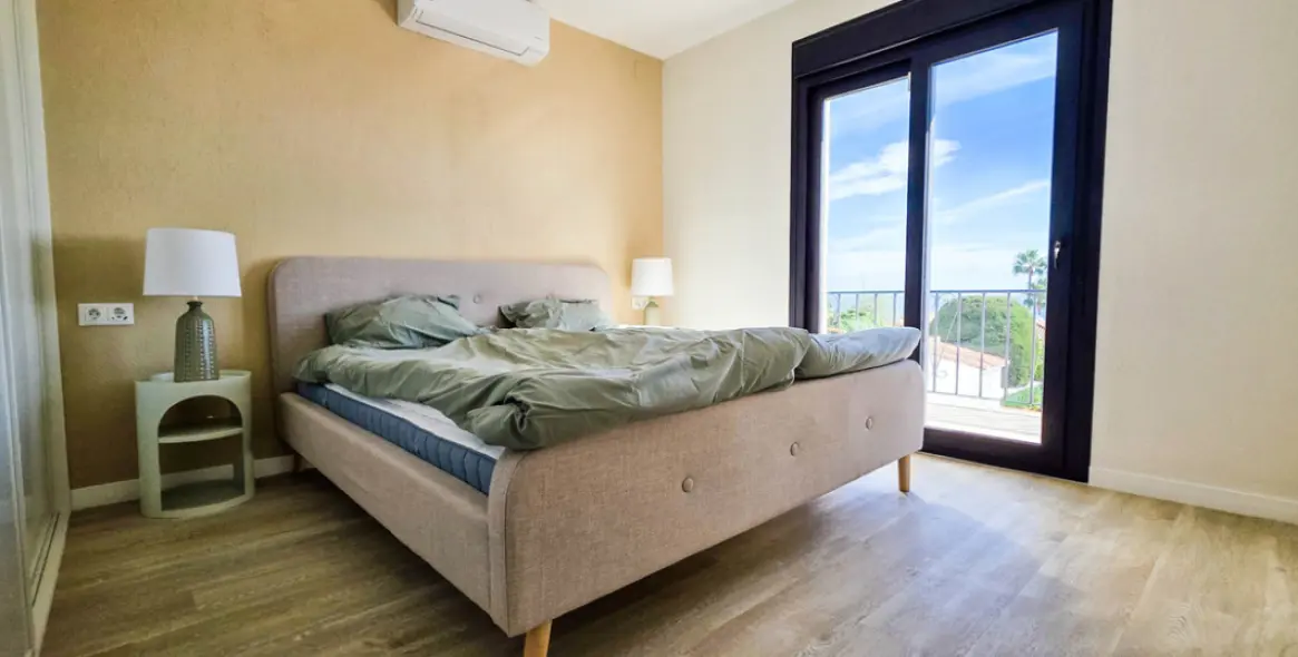 Продажа  отдельно стоящей виллы в Manilva 29