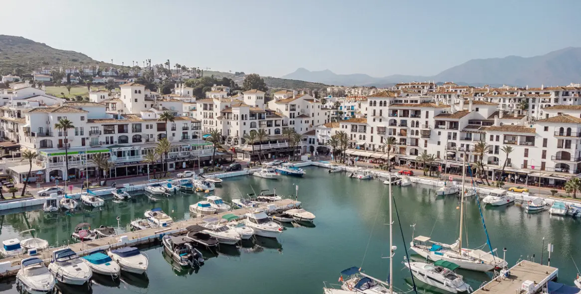 Продажа  отдельно стоящей виллы в Manilva 43