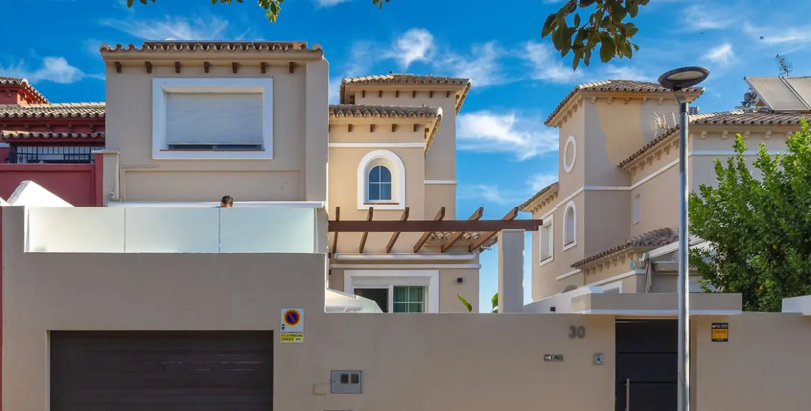 Sale of semi-detached house in Torremolinos 1