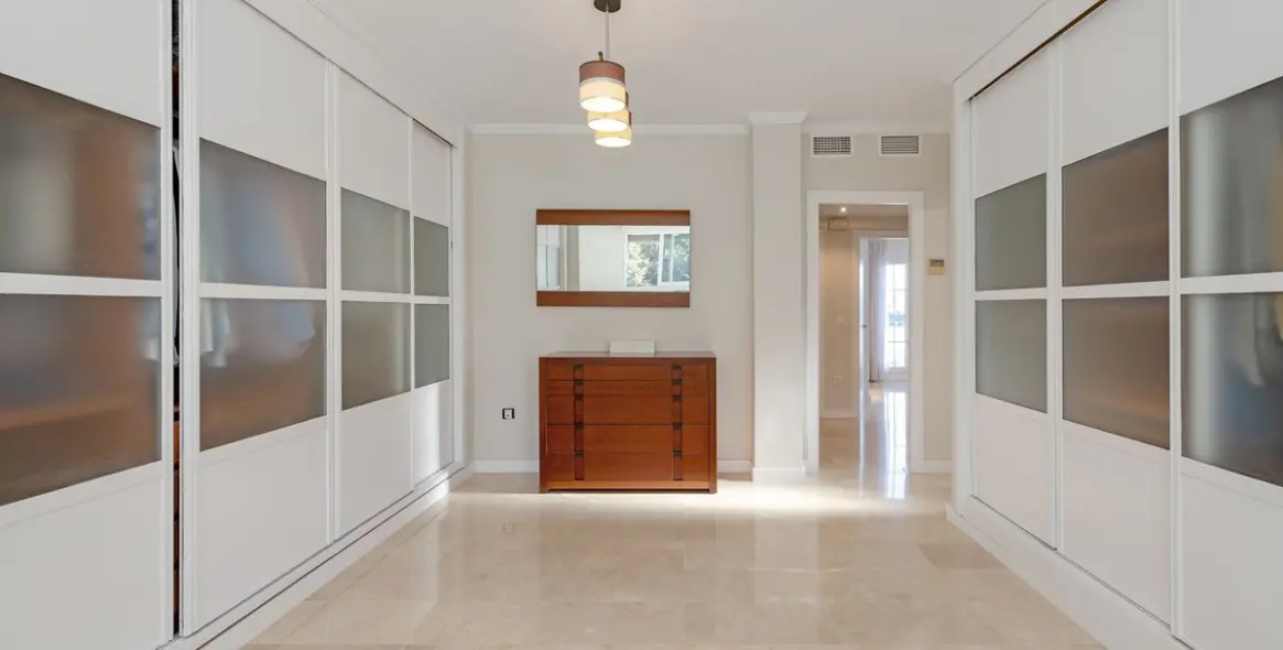 Sale of semi-detached house in Torremolinos 35