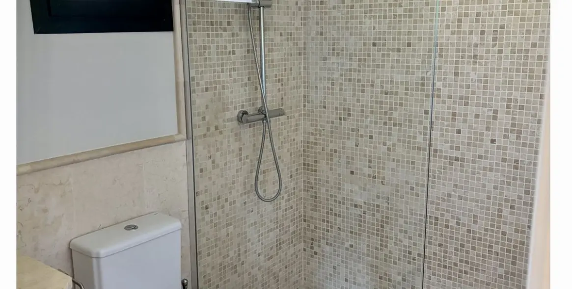 Sale of penthouse duplex in Benahavís 12