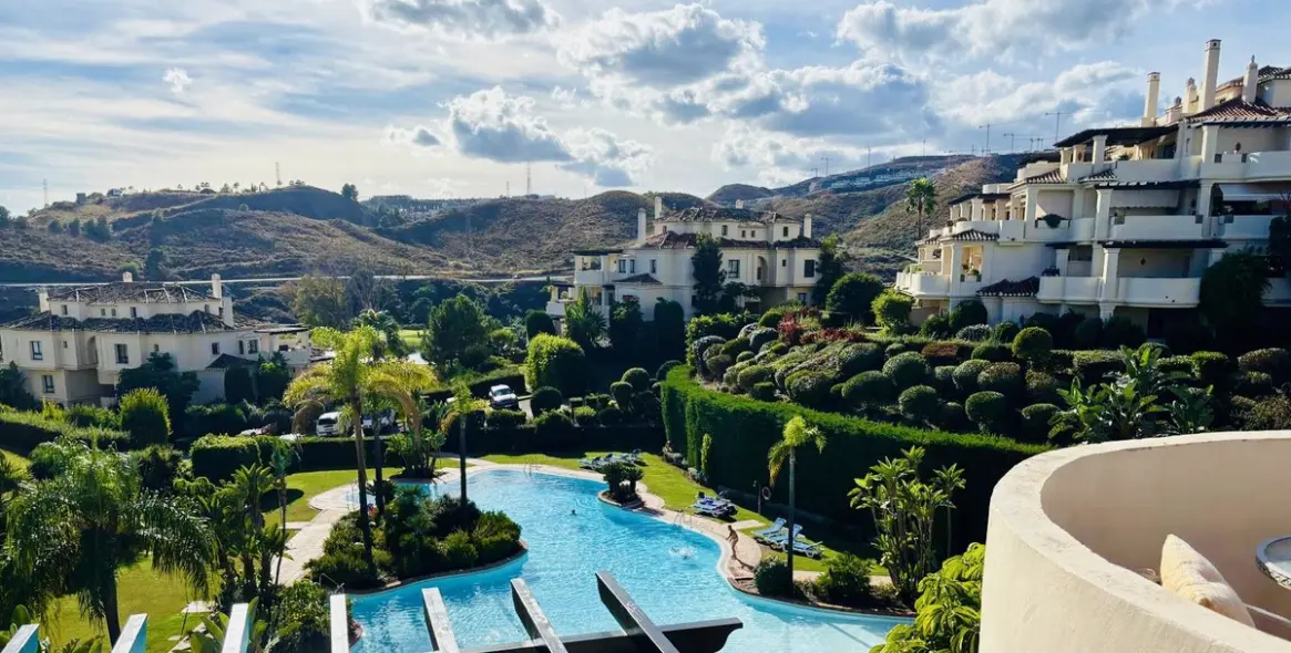 Sale of penthouse duplex in Benahavís 15