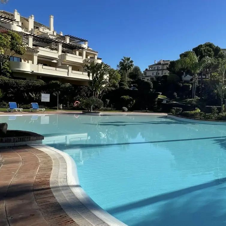 Sale of penthouse duplex in Benahavís