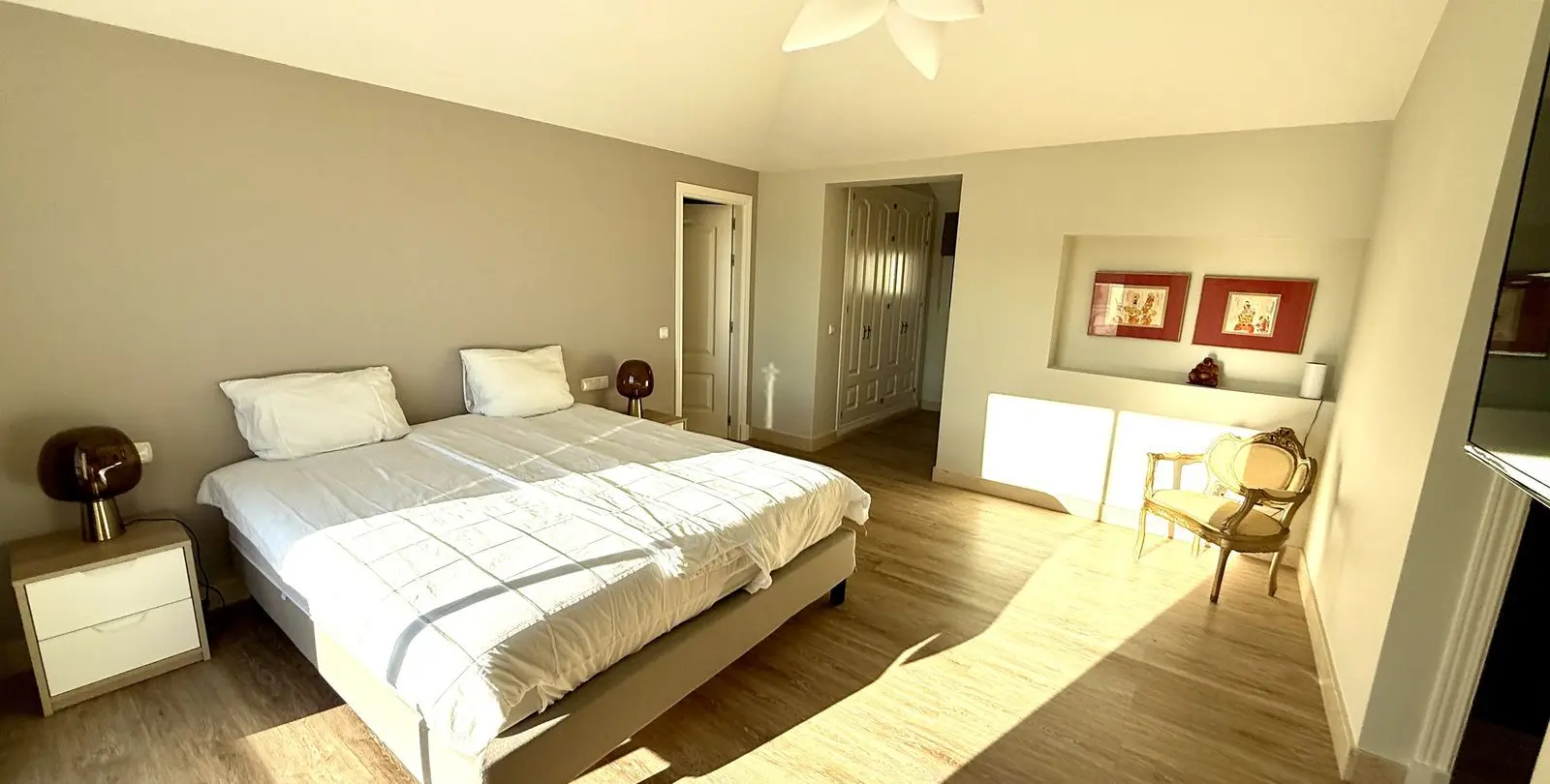 Sale of penthouse duplex in Benahavís 13